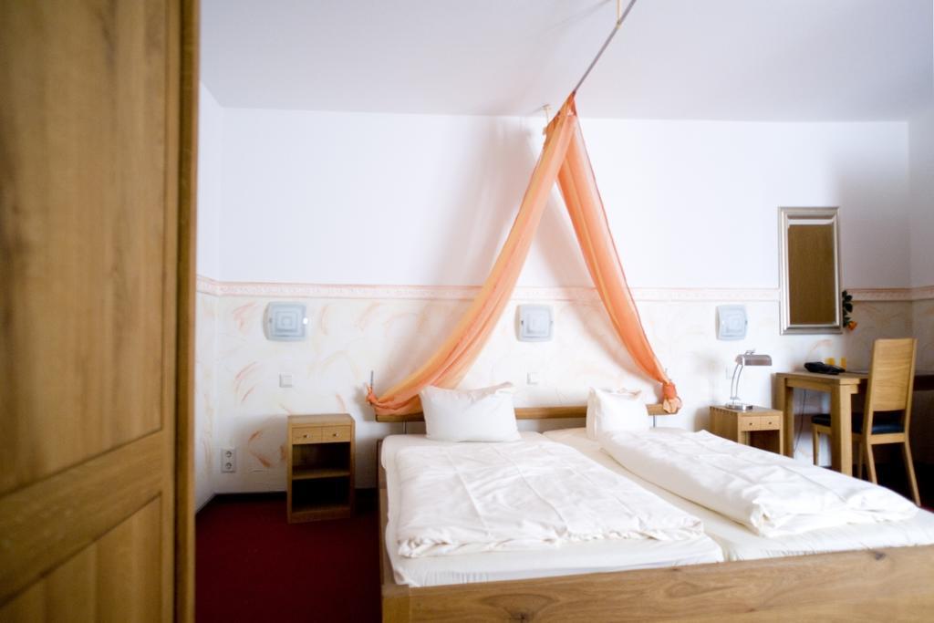Hotel Flora Dormagen Cameră foto